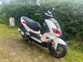 Peugeot Speedfight 4