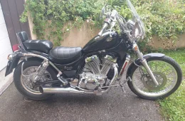 Suzuki Intruder