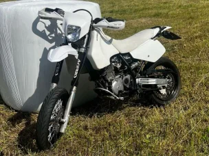 Suzuki DR