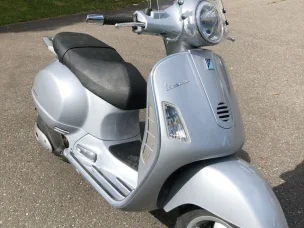 Vespa Granturismo
