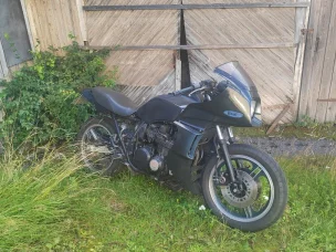 Kawasaki GPZ