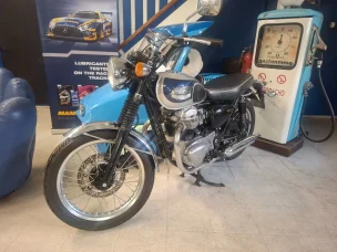 Kawasaki W