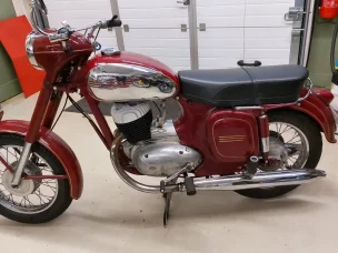Jawa CZ