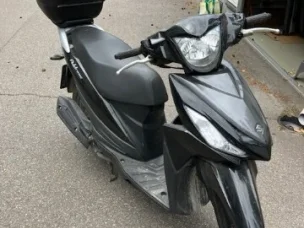 Suzuki UK110
