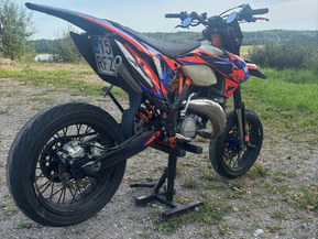 KTM 125