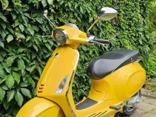 Vespa LX