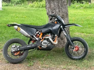 KTM 525