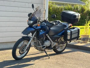 BMW F