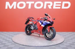 Honda CBR