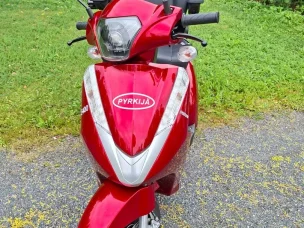 Pyrkijä E400