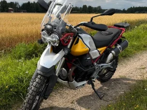 Moto Guzzi V85