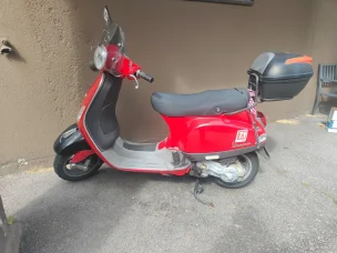 Vespa LX