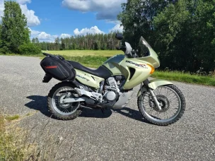 Honda XL