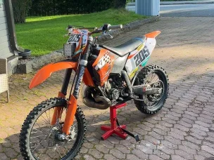 KTM 200