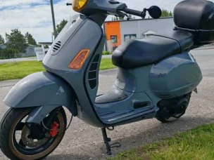 Vespa Granturismo