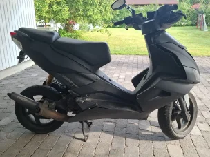 Aprilia RS