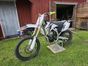 Yamaha YZF