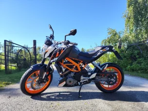 KTM 390