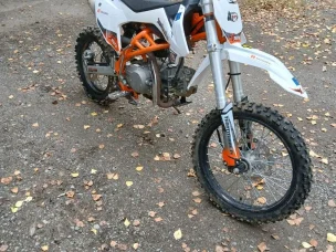 X-Motos Dirt Bike