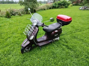 Vespa LX