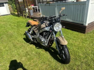 Suzuki GS