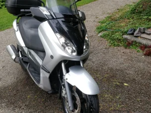 Yamaha X-MaX