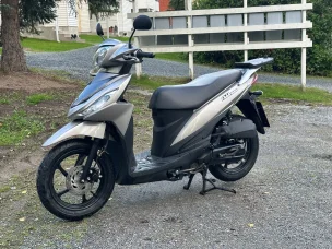 Suzuki UK110