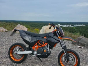 KTM 690