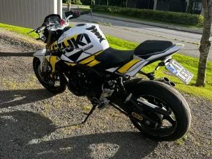 Suzuki GSR