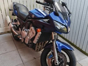 Yamaha FZS