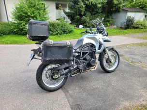 BMW F