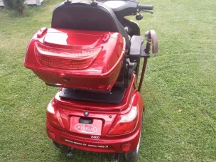 Pyrkijä E400