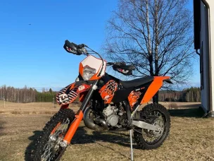 KTM 200