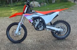 KTM 250