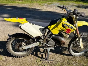 Suzuki RM