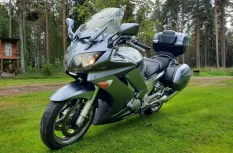 Yamaha FJR