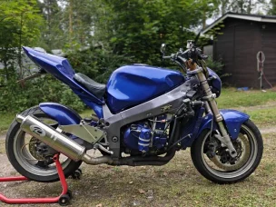 Kawasaki ZX-7R