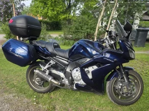 Yamaha FZ1-S