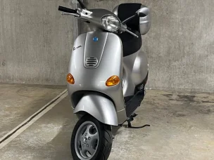 Vespa ET2