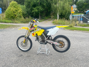 Suzuki RM