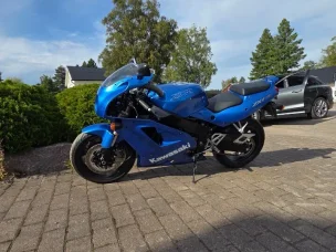 Kawasaki ZXR