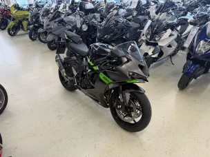 Kawasaki ZX-6R