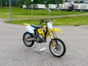 Suzuki RM