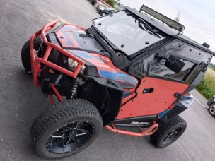 Polaris RZR