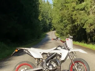 Drac Supermoto