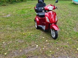 Pyrkijä E400
