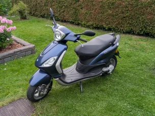 Piaggio Fly