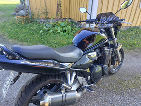 Suzuki GSF