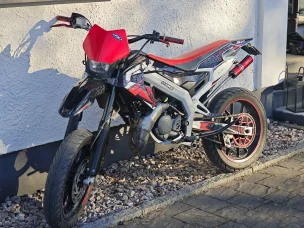 Aprilia SX