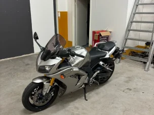 Yamaha FZ1-S